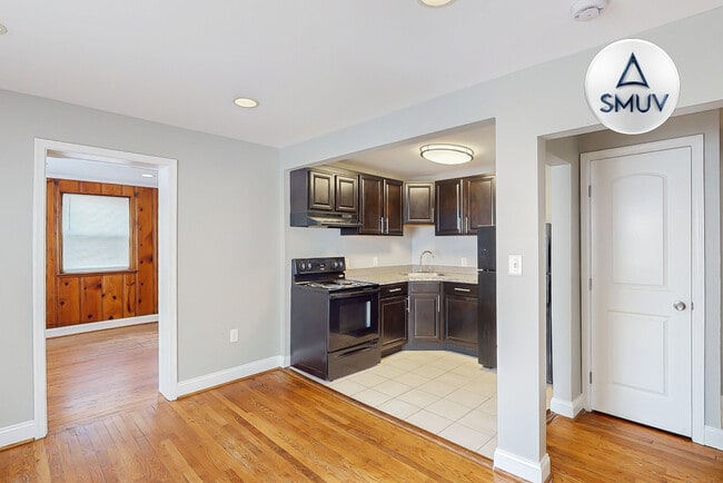 Building Photo - 8508 Chestnut Oak Rd