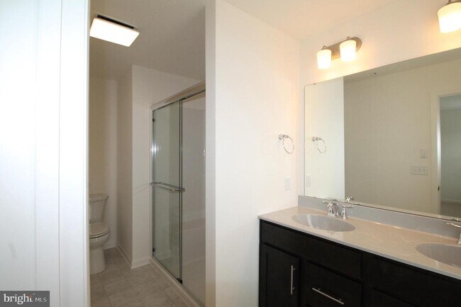 Building Photo - 2445 Spring Water Cir