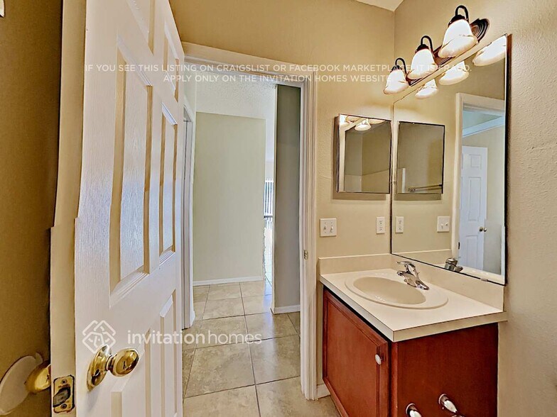 Building Photo - 610 Fisher Ct