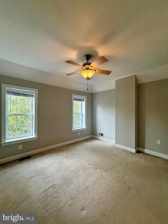 Building Photo - 1810 N Union St