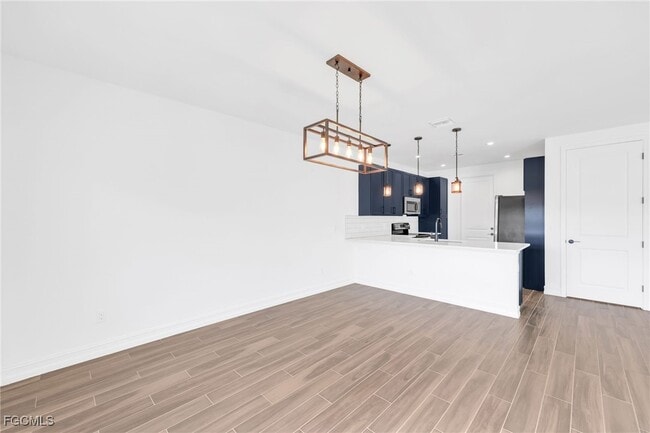 Building Photo - 7584 Carnegie Way