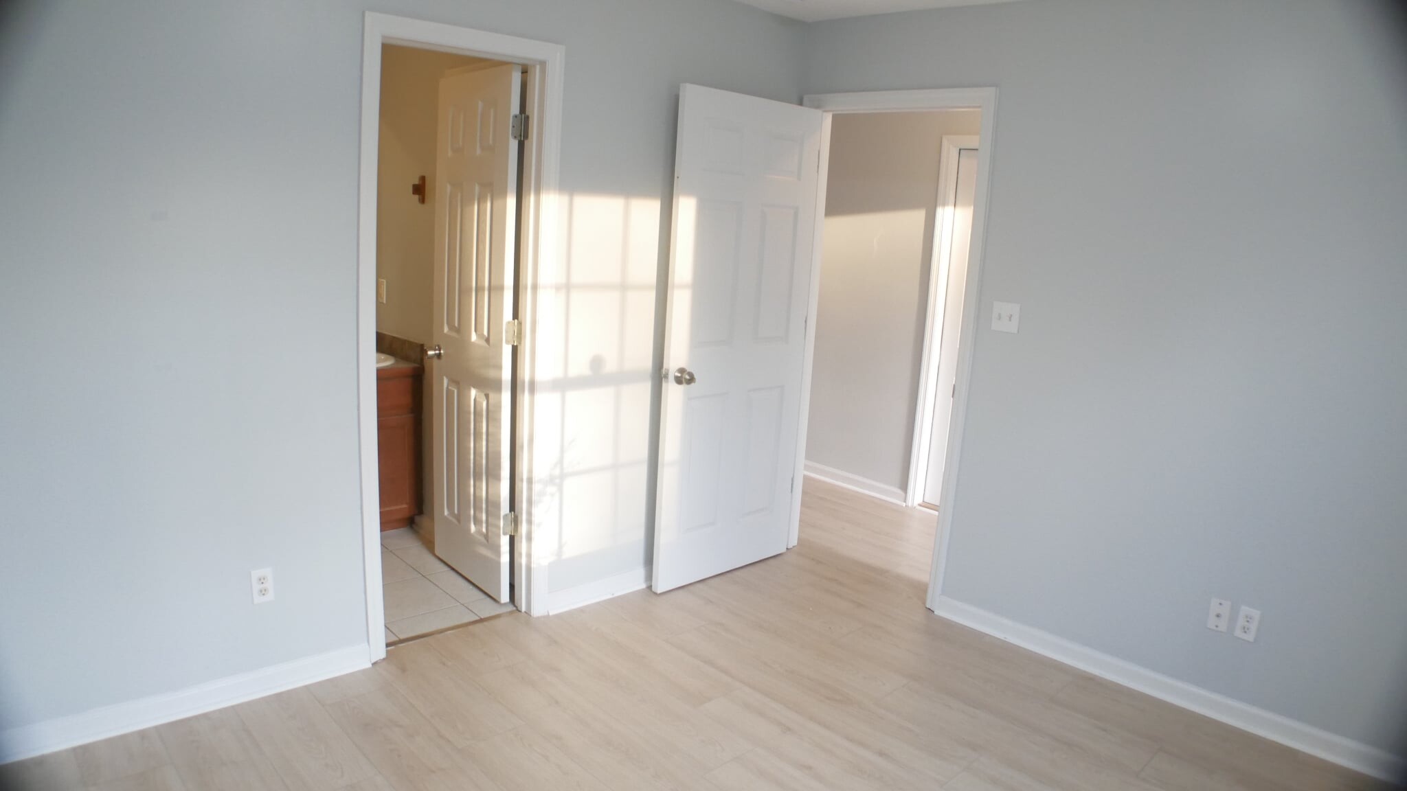 Building Photo - 1738 Eli Pl