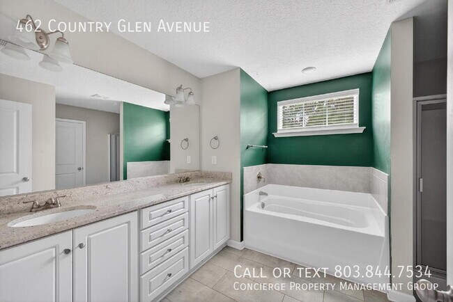 Building Photo - 462 Country Glen Ave