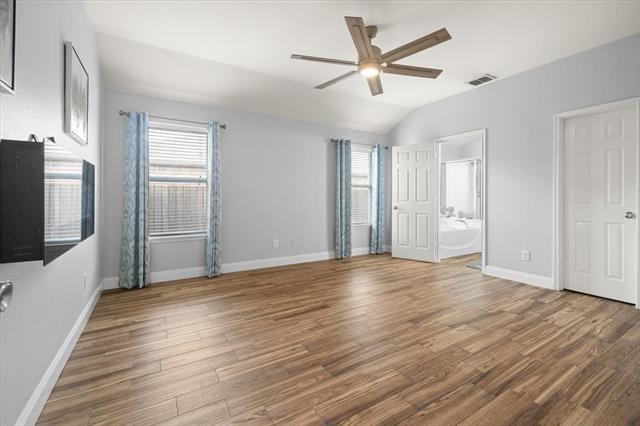 Building Photo - 3817 Laurel Crossing Dr