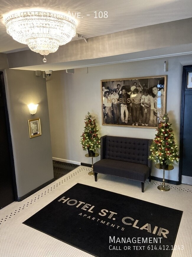 Building Photo - 340 St Clair Ave