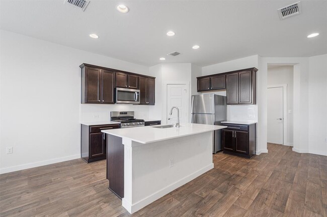 Building Photo - 13613 Baileyfield Dr