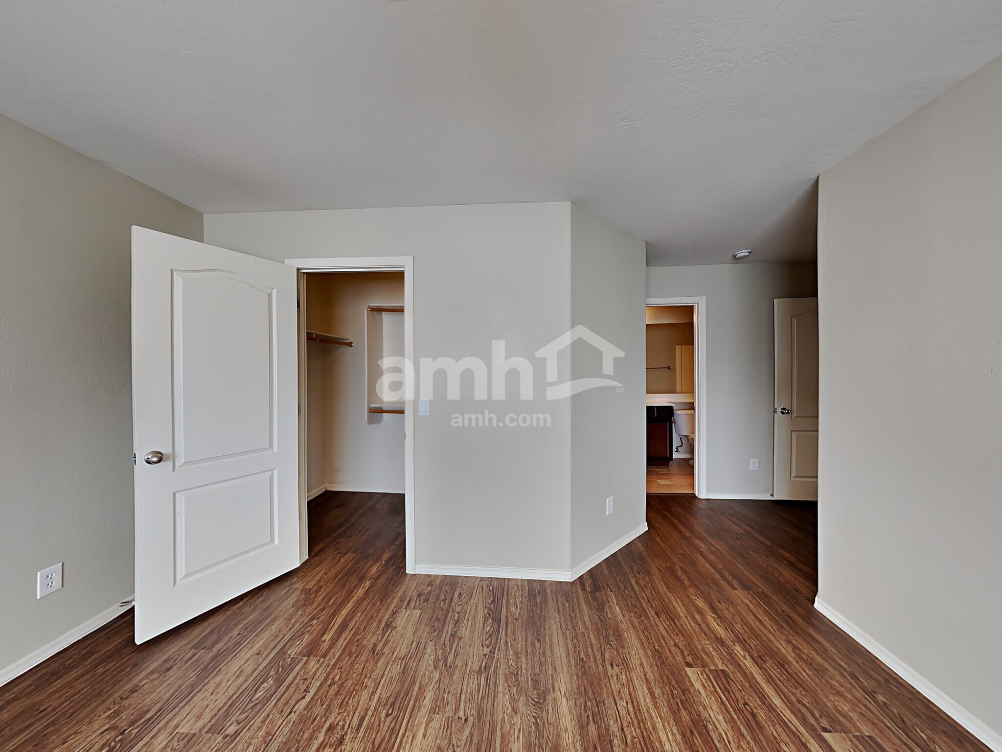Building Photo - 3012 S 257th Dr