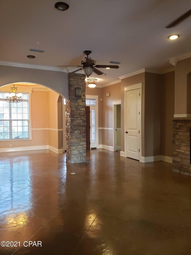 Building Photo - 2719 Talon Ct