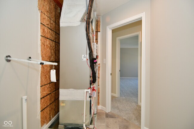 Building Photo - 9732 Evening Sky Way