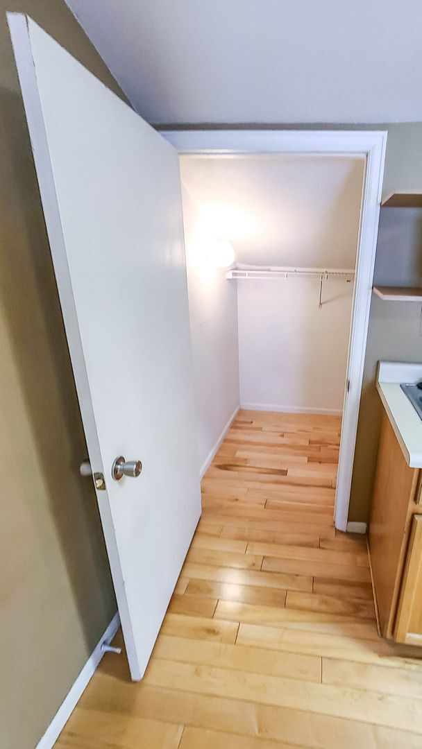 Building Photo - $1111 - Studio/1BA Close to Downtown Colorado Springs