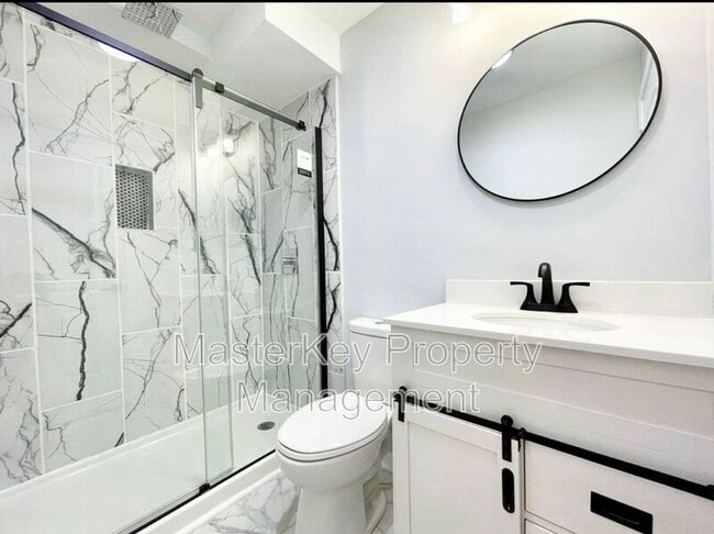 Building Photo - 713 Massey Ave