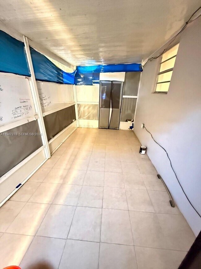 Building Photo - 220 NW 51st St