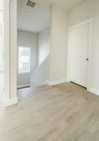 Building Photo - 1027 Mustang Trail