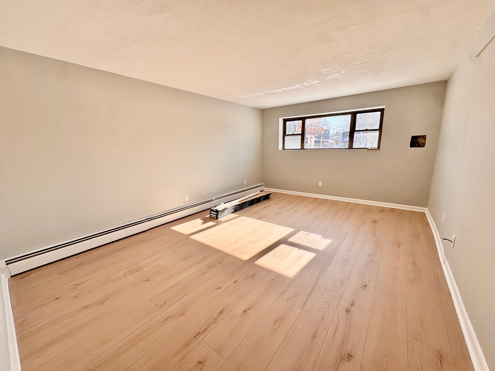 Building Photo - 91 Spring St