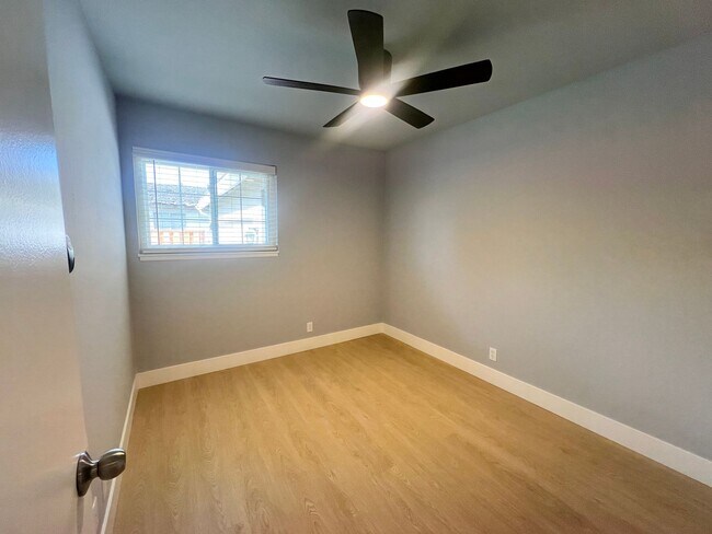 Building Photo - Completely Remodeled 4 Bedroom Home with C...