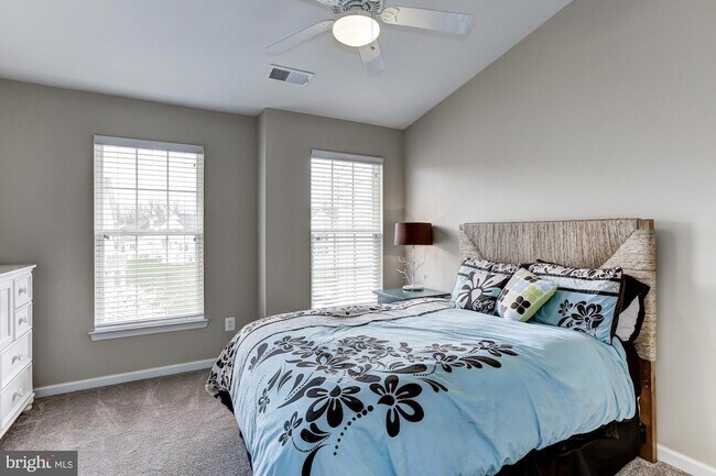 Building Photo - 20024 Northville Hills Terrace