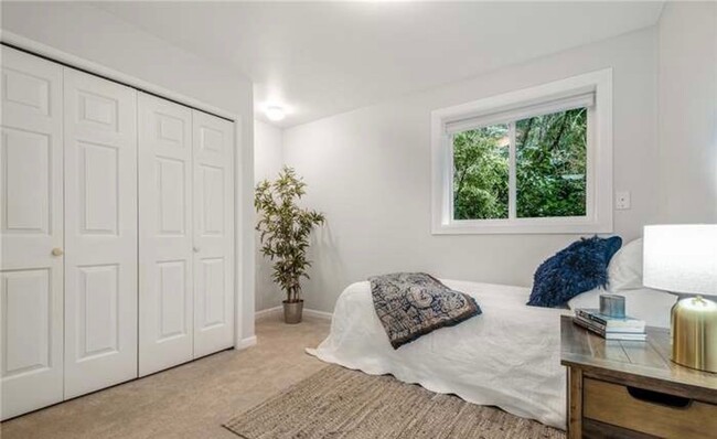 Building Photo - Love at First Sight - Beautiful 3 Bedroom ...