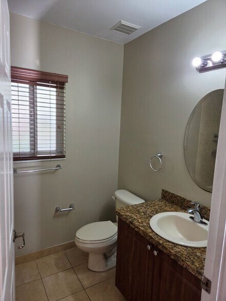 Building Photo - 5984 SW 8th St