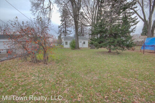 Building Photo - 2 br, 1 bath House - 3856 Johnson Ave