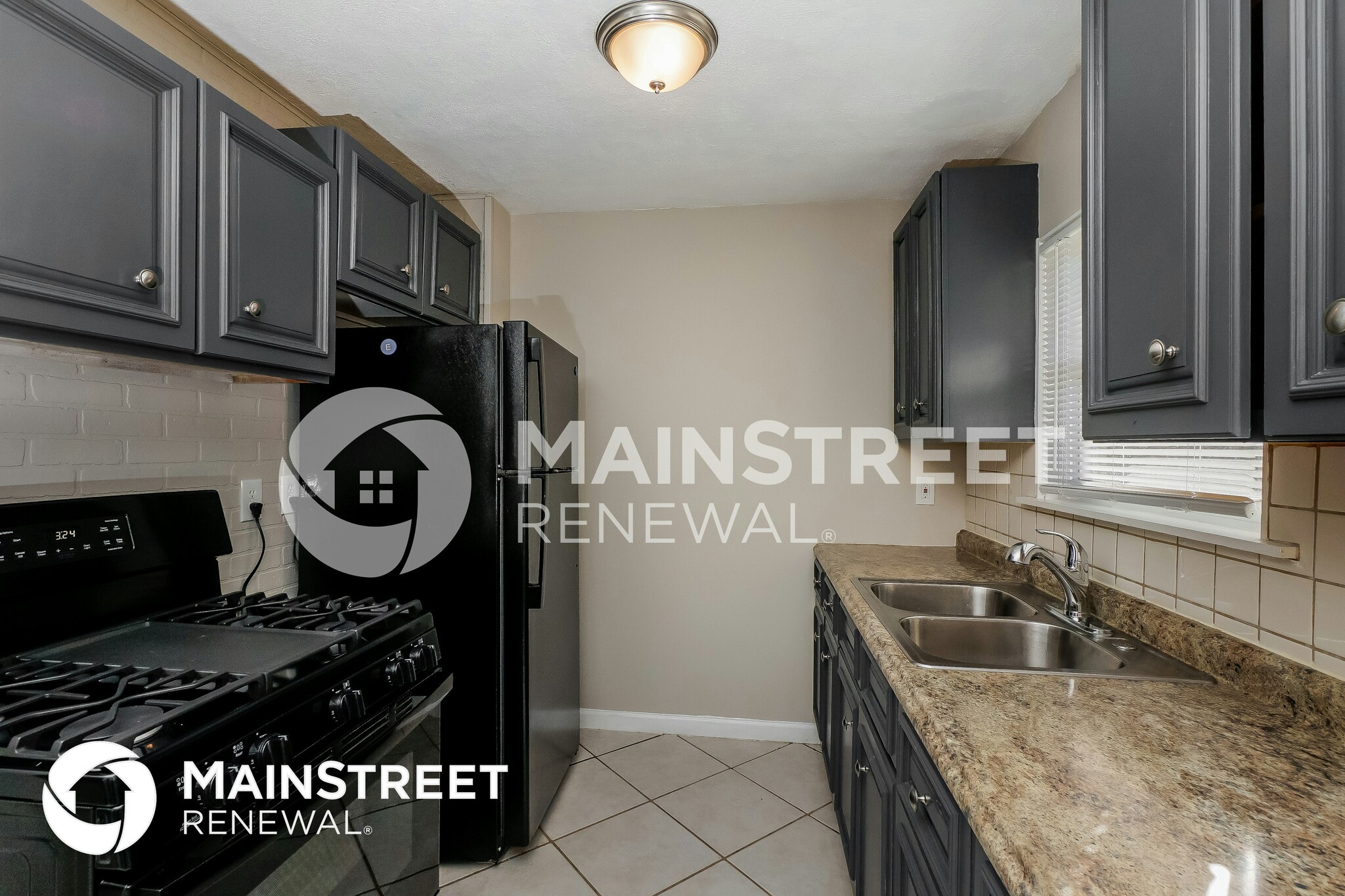 Building Photo - 4915 Seville Dr