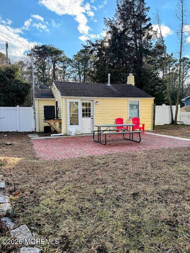 Building Photo - 115 Bay Pkwy