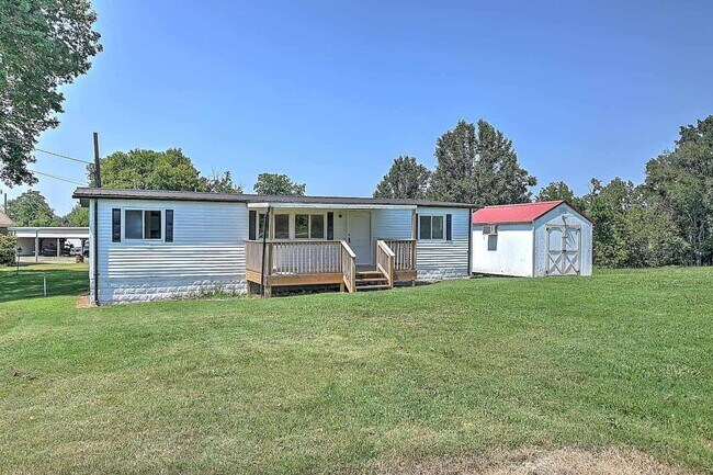 Building Photo - Beautifully Maintained 3-Bedroom Home on 1.21 Acres with Mountain Views – Chuckey, TN