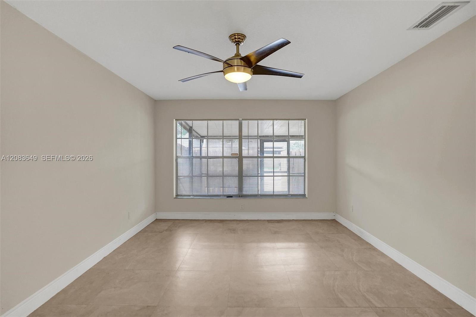 Building Photo - 7532 Nova Dr