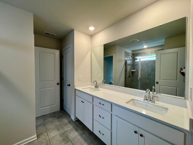 Building Photo - 314 Hamptons Cove Rd