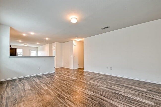 Building Photo - 2614 Lapwing Dr.