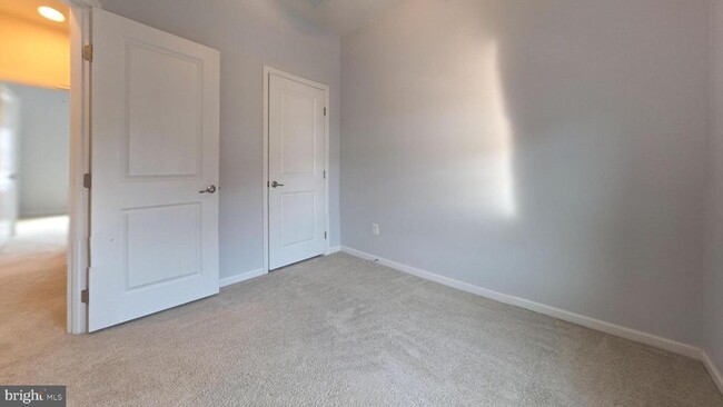 Building Photo - 7209 Strawberry Fields Way