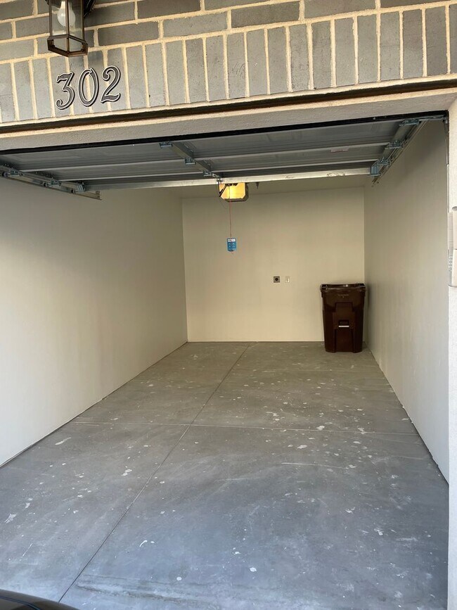 Building Photo - New Construction Condominium in Prime Riverton Location