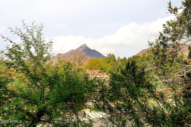 Building Photo - 6218 N 30th Pl