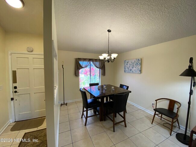 Building Photo - 11163 Caroline Crest Dr