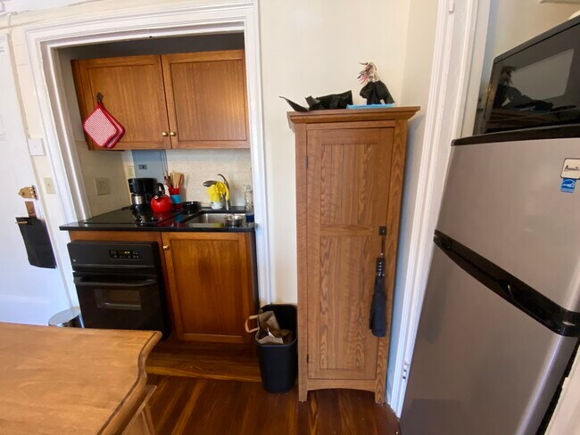 Building Photo - 5 Tudor City Pl