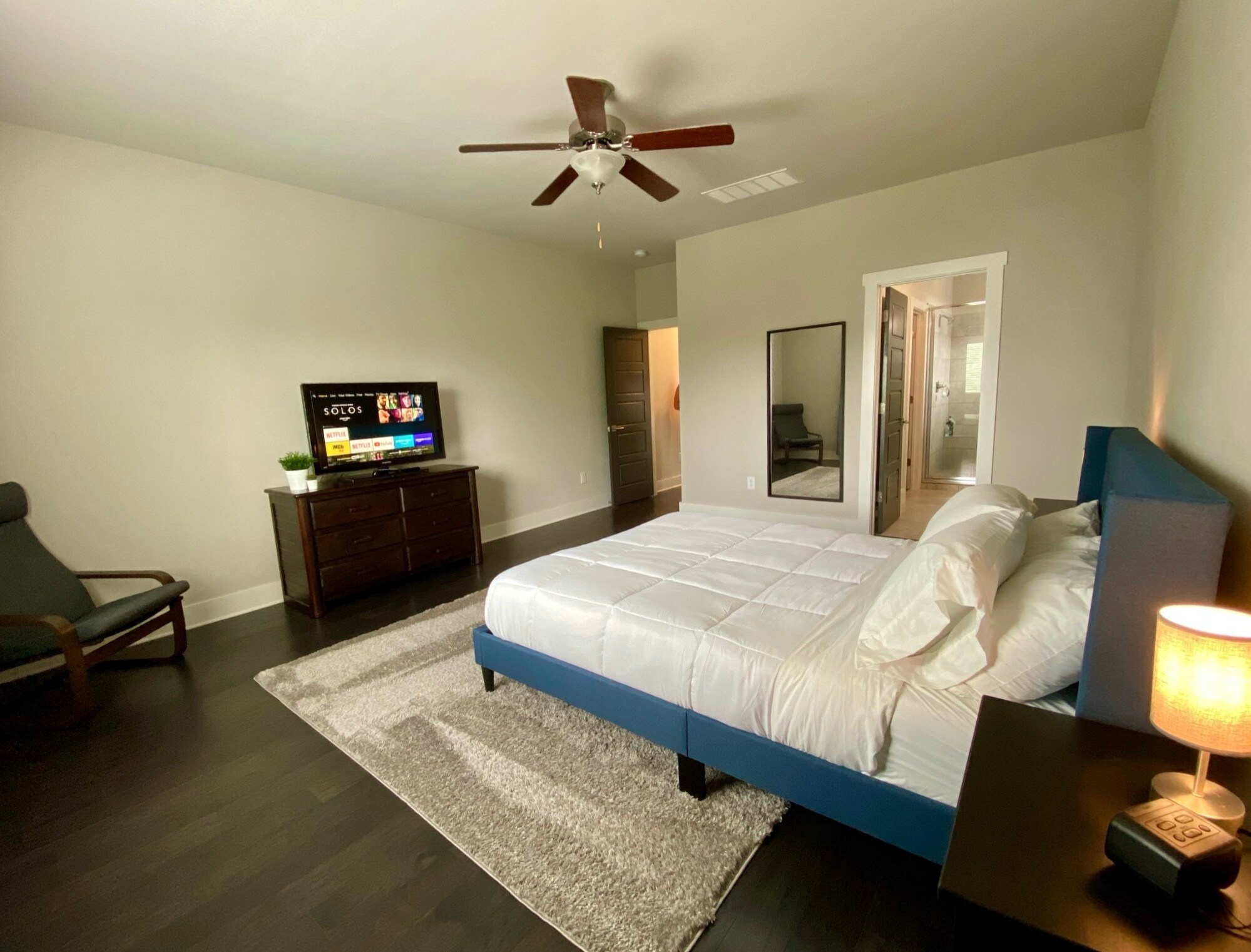 Building Photo - 509 Elmhurst Ave