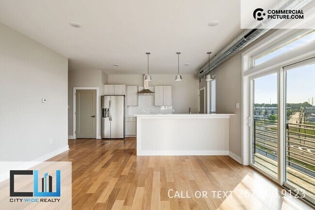 Building Photo - 3202 Capri Dr