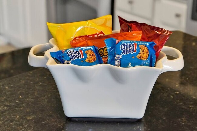 Building Photo - 112 Paloma Dr