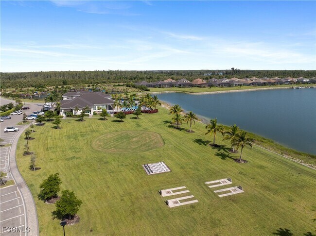 Building Photo - 19001 Aqua Shore Dr