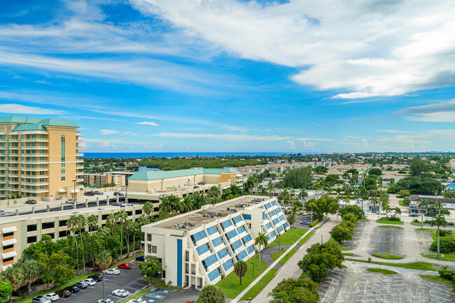 Building Photo - 350 N Federal Hwy