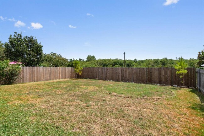 Building Photo - 18029 Basket Flower Bend