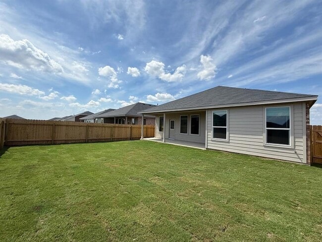 Building Photo - 261 Seven Seas Dr