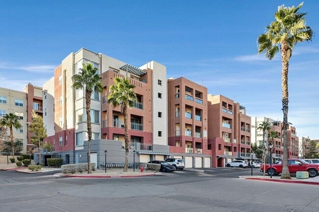 Primary Photo - Beautifully Upgraded Park Avenue Condo Ava...