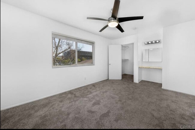 Building Photo - 9856 Buena Vista Ave