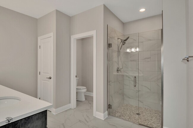Building Photo - 8022 Bradley Dr