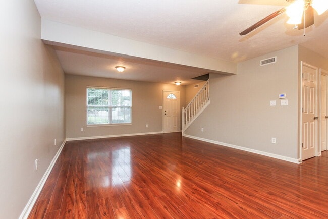Building Photo - 12046 Royalwood Dr