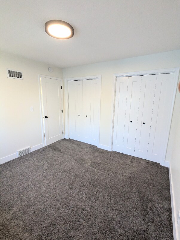 Building Photo - 4248 Regent Ave N