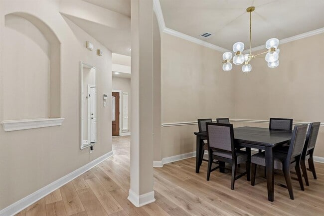 Building Photo - 7436 Bonniebrook Dr