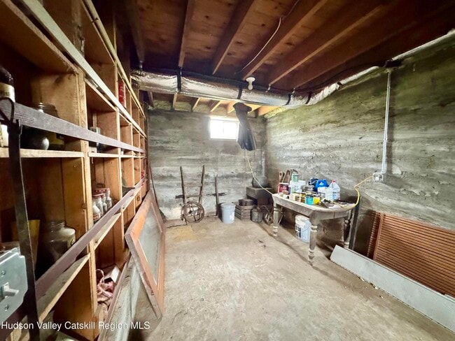 Building Photo - 568 Old Plank Rd