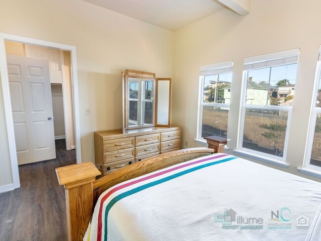 Building Photo - 416 N Downing St