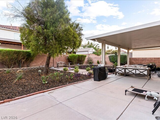 Building Photo - 7615 Paso Robles Ave